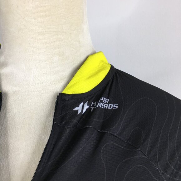 NWT HYPER THREADS Continental Sports Fit Stretch Black Multicolor Bicycle Jersey - Picture 7 of 16